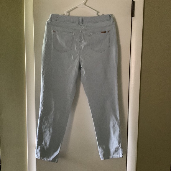 Chico’s Slim leg ankle pants - Picture 3 of 4